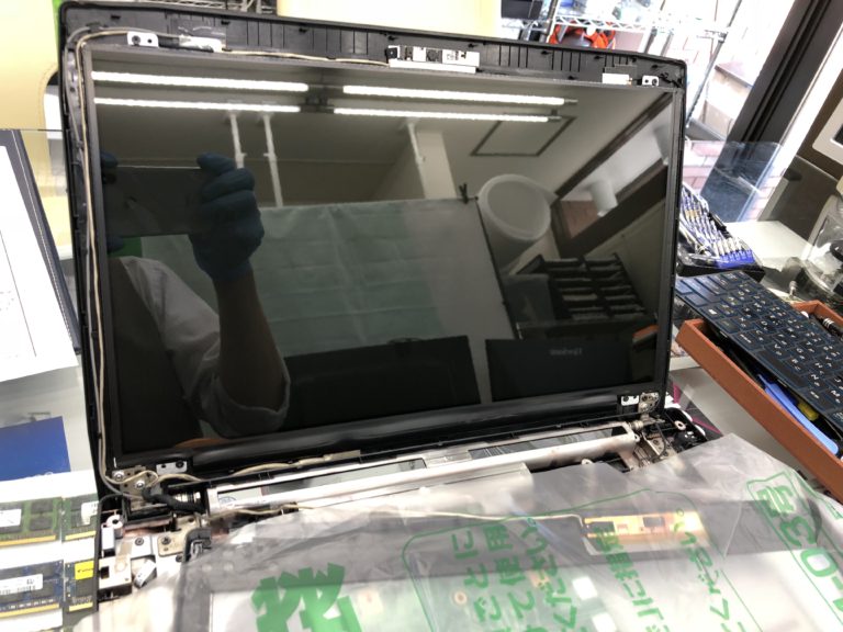 パソコン修理,有限会社ハビス,データ復旧,モニター割れ修理,静岡県東部,沼津市,三島市,清水町,長泉町,裾野市,富士市,函南町,伊豆の国市,御殿場市,富士宮市,熱海市